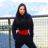 Itu tidak membuatku merasa bersalah. Aku tidak pulang ke rumah lalu tidak bisa tidur karena aku telah mengkhianati seseorang. Mudah untuk kami mematikan bagian itu dan memisahkannya, ujarnya. Foto: Instagram @kanikabatra