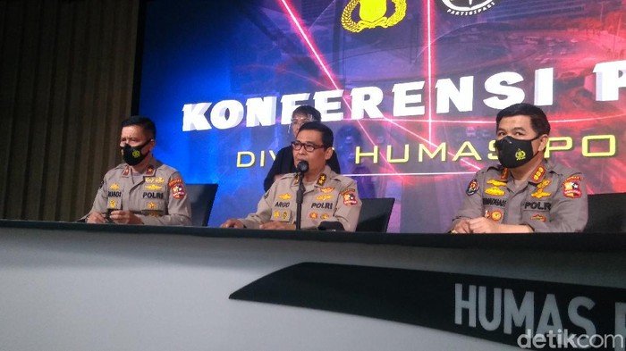 Konpers Kadiv Humas Polri Irjen Argo Yuwono