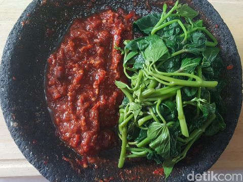 Resep Sambal Brambang Asem Solo