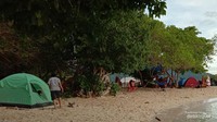 area camping pantai bambarano