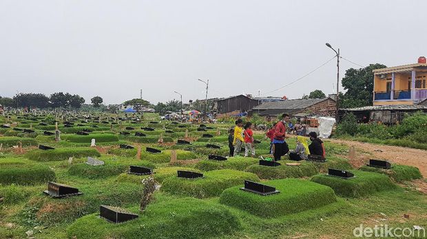 TPU Tegal Alur kembali dibuka usai penutupan selama libur Lebaran (Rahmat Fathan/detikcom)