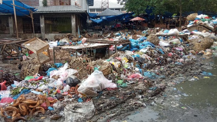 Tumpukan sampah di Labuhanbatu (Ahmad Fauzi-detikcom)