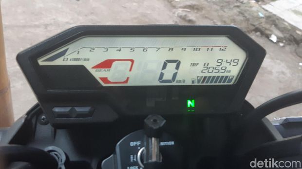 Kilometer cb150r deals