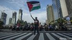 Aksi Galang Dana Untuk Palestina di Lampu Merah