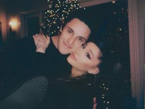 Kehidupan Pascapandemi COVID-19 Jadi Penyebab Ariana Grande dan Suami Cerai