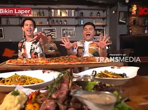 Bikin Laper! Keseruan Dimas Beck dan Ncess Nabati Makan Pizza 1 Meter