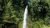 Lokasi tepatnya berada di Desa Mandala, Kecamatan Dukupuntang, Cirebon. Menurut pengelola, air terjun di Cigetruk memiliki ketinggian sekitar 27 meter dan jadi salah satu air terjun tertinggi di Cirebon. (dok. Pengelola Curug Cigetruk)