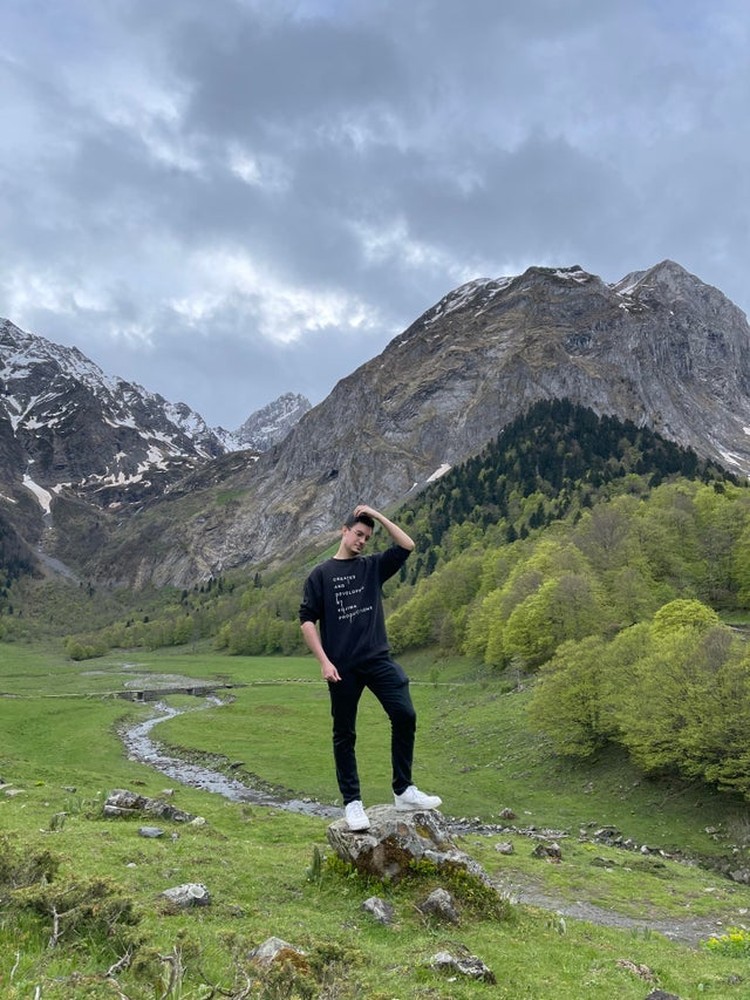 Foto yang Dimabil pada Waktu Tepat Tapi Bikin Bingung Foto yang Dimabil pada Waktu Tepat Tapi Bikin Bingung