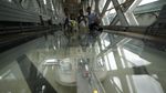 Jembatan Kaca Ini Ada di Ikon Kota London Lho