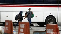 Kembali beroperasinya terminal ini setelah aturan larangan mudik Lebaran sudah berakhir.