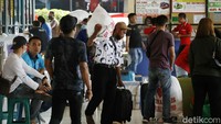 Hari ini Pemprov DKI Jakarta kembali membuka seluruh terminal yang ada di Ibu Kota. 