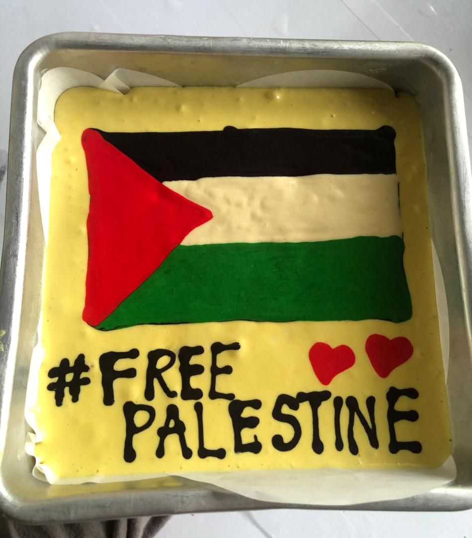 Keren! Dukung Palestina, Baker Ini Bikin Kue Bergambar Bendera Palestina