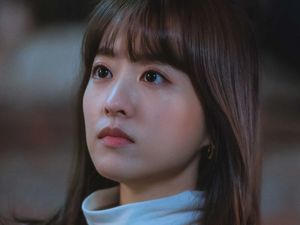 Rom-Com Lips, Tren Bibir Ala Film Romantis yang Bakal Hits di 2025