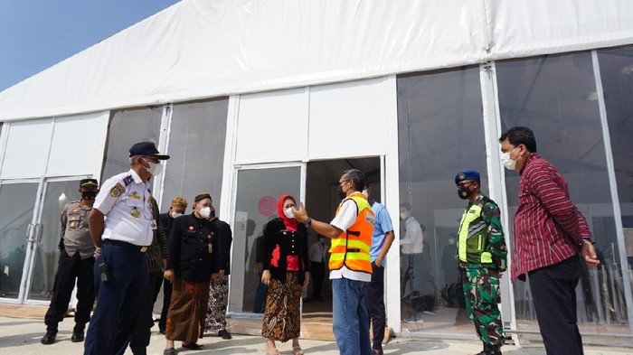 Bupati Purbalingga Dyah Hayuning Pratiwi cek pembangun terminal Bandara Jenderal Besar Soedirman
