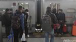 Pemudik Mulai Berdatangan di Stasiun Kiaracondong Bandung