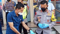 Kardiyo dikenakan Pasal 76 i UU nomor 35 tahun 2014 tentang perubahan atas UU nomor 23 tahun 2002 tentang perlindungan anak. Yaitu mempekerjakan anak di bawah umur. Kardiyo juga disangkakan Pasal 359 KUHP tentang kelalaian yang menyebabkan orang lain meninggal dunia.