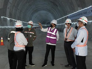 Historiografi, Futurologi, dan Kebangkitan Nasional