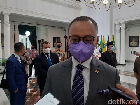 Sekjen PAN Eddy Soeparno