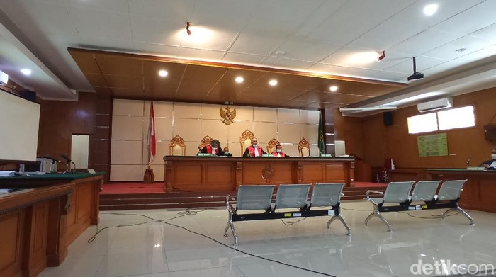Sidang Habib Bahar