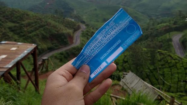 Sunrise Point Cukul β Destinasi Wisata Paling Eksotis Sejagad Bandung Sunrise Point Cukul β Destinasi Wisata Paling Eksotis Sejagad Bandung