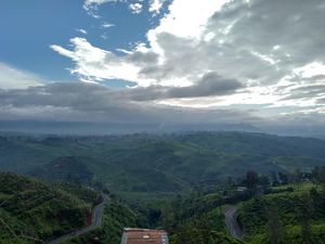 7 Rekomendasi Lokasi Menikmati Sunrise di Bandung