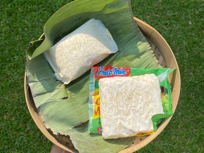 Ilmuan Pangan Dr. Driando Ahnan-Winarno Membuat Tempe dari Indomie dan Jadi Viral.