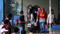 Usai habisnya masa pelarangan arus mudik dari tanggal 6 hingga 17 Mei, jumlah penumpang mengalami peningkatan.   