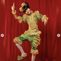 Inilah seharusnya kostum nasional yang dipakai Ma Thuzar Wint Lwin di Miss Universe 2020. Perempuan 22 tahun ini seharusnya memakai kostum yang terinspirasi dari boneka tradisional Myanmar, Pyit-Tine-Htaung. Foto: Dok. Instagram @thuzar_wintlwin