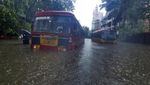 Tsunami COVID-19 Belum Usai, India Kini Dihantam Topan Tauktae