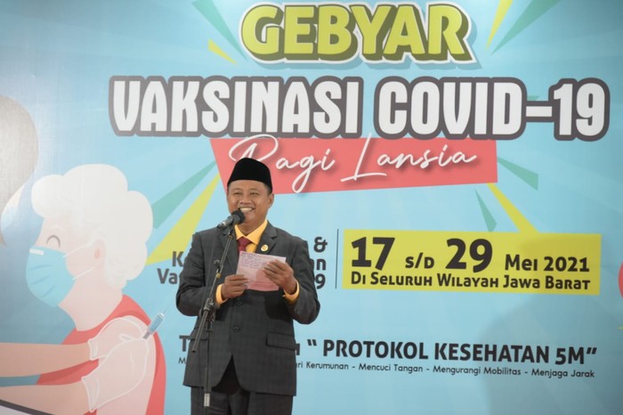 Uu Ruzhanul Ulum