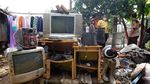Banjir Bandang Porak Porandakan Desa Rengasjajar Bogor