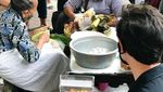 Intip Aksi Dimas Beck yang Doyan Makan Enak dan Jago Masak