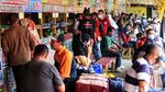 Larangan Mudik Berakhir, Pemudik Padati Terminal Pondok Pinang
