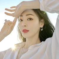 Agensi Lee Da Hee, Santa Claus Entertainment membenarkan kabar tersebut. Aktris berumur 36 tahun ini tengah mempertimbangkan tawaran dari tim produksi. Foto: dok. Instagram dahee0315