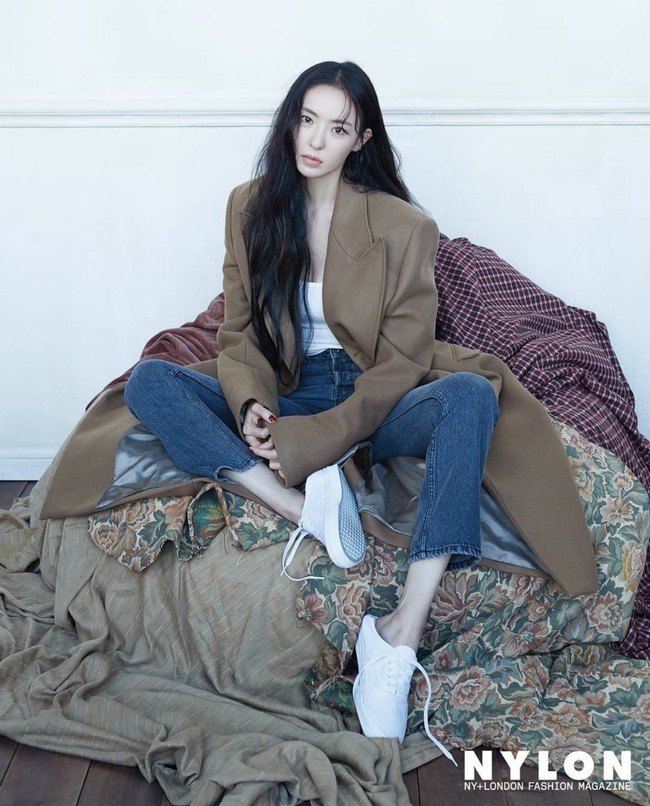 Lee Da Hee sendiri mengawali kariernya sebagai model di umur 17 tahun. Ia memulai debut akting pada 2003 sebagai pemeran pendukung drama Korea Thousand Years of Love. Foto: dok. Instagram dahee0315