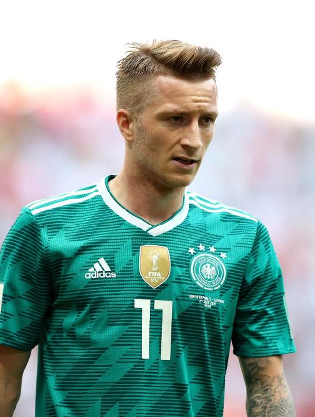 Menurut studi yang dilakukan situs perjodohan online Parship, wanita Jerman lebih memilih pria tinggi dengan rambut pendek berwarna hitam atau cokelat gelap. Mayoritas responden menginginkan pria bertubuh kekar, tapi ada pula memilih yang ramping. Pesepakbola Marco Reus diakui sebagai salah satu pria paling menarik di Jerman. Foto: Getty Images/Catherine Ivill