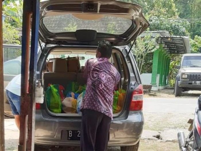 Sebanyak 68 Paket Bansos Bagi Pemutus Rantai COVID-19 di Bojonegoro Dikembalikan. Mengapa dmeikian?