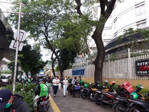 Pemprov DKI Kaji Pembuatan Kantong Parkir di Jl Prof Dr Satrio Jaksel