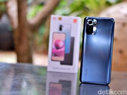 Unboxing Xiaomi Redmi Note 10S, HP Rp 2 Jutaan Bawa Layar AMOLED