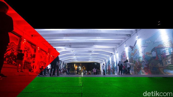 Saat Lampu Berwarna Bendera Palestina Hiasi Kawasan Ibu Kota Sejumlah JPO dan terowongan di Jakarta dihiasi lampu berwarna bendera Palestina. Seperti apa penampakannya? Lihat yuk.