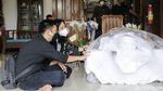 Suasana Pilu Selimuti Rumah Duka Wimar Witoelar