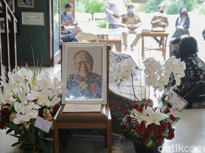 Mereka Mengenang Wimar Witoelar yang Berpulang