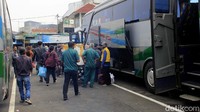 Aktivitas di Terminal Cicaheum kembali bergeliat usai larangan mudik Lebaran berakhir pada Senin (17/5) lalu.  