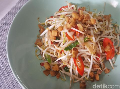Tumis Tauge Ikan Asin Jambal