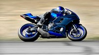 Yamaha R7 dibuat oleh Yamaha sebagai pengganti YZF-R6 yang sudah disuntik mati. Yamaha R6 tidak dilanjutkan lagi produksinya lantaran menurunnya penjualan motor sport berkapasitas 600 cc secara global. Konsumen lebih menyukai motor 600 cc ke atas dan motor adventure. Foto: Dok. Yamaha