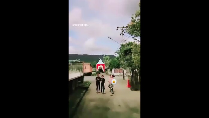 Tiktok 4 Gadis Palembang yang hilang main Tiktok