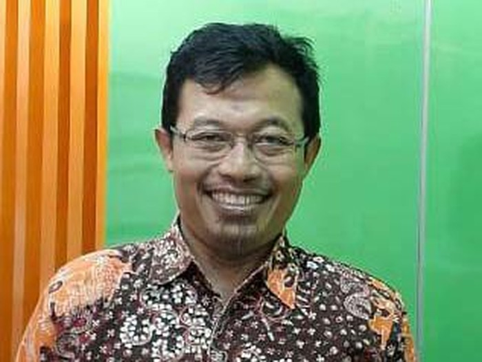 Dosen Hubungan Internasional dan Ahli Kajian Timur Tengah Universitas Airlangga (Unair) M. Muttaqien SIP MA PhD