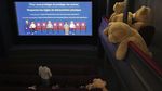 Gemes Banget! Nonton Bioskop di Paris Bareng Teddy Bear