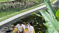 Menikah dengan Ibnu Jamil, pasangan yang satu ini selalu tampil kompak dan romantis. Foto: Instagram @ririnekawati
