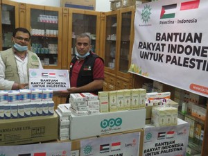 Lazismu Salurkan 1.000 Paket Makanan & 300 Alkes ke RS di Palestina